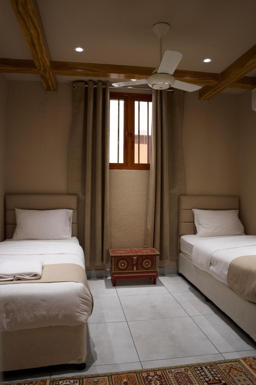 Al Hamra Mountain View Hotell Exteriör bild